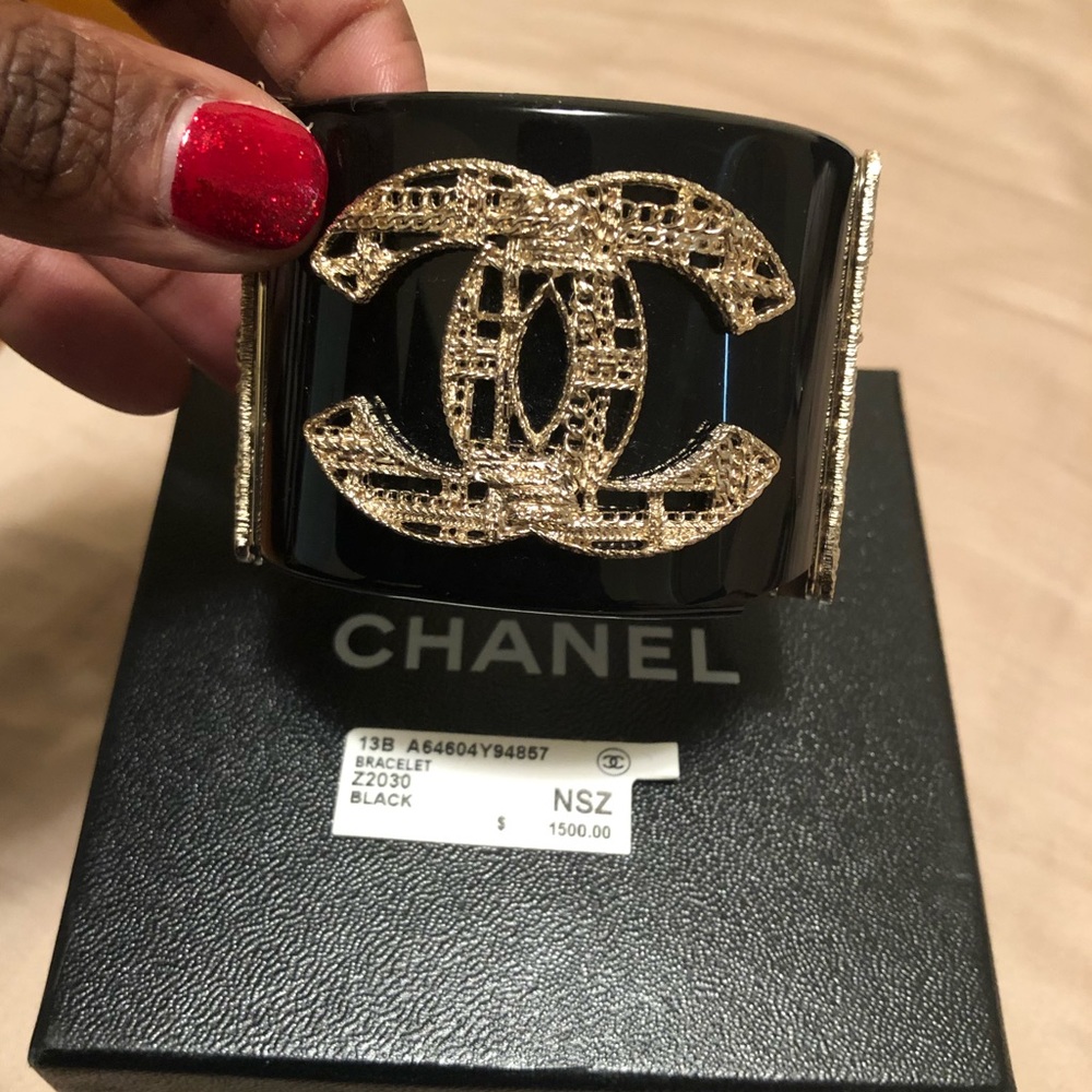 **!!SOLD!!**100% Authentic Chanel Cuff